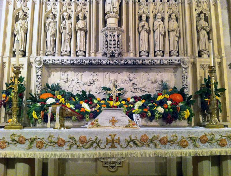 thanksgiving altar